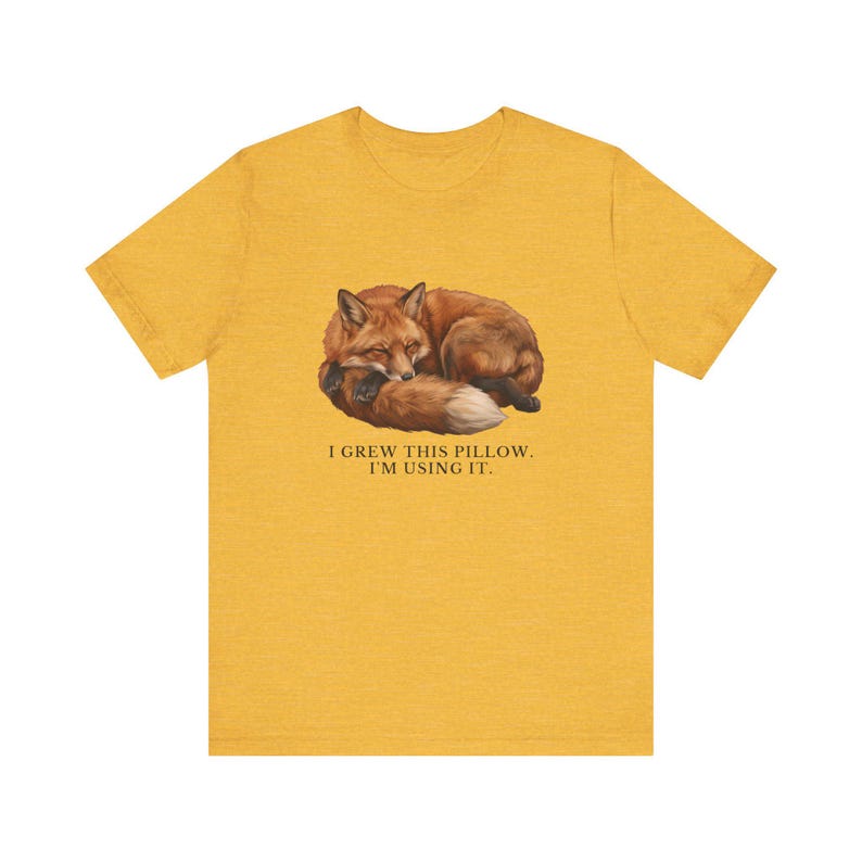 I Grew This Pillow Shirt, Funny Red Fox Tee, Sleepy Nap Lover Gift, Cottagecore Animal Graphic T-Shirt, Cute Fox bild 9