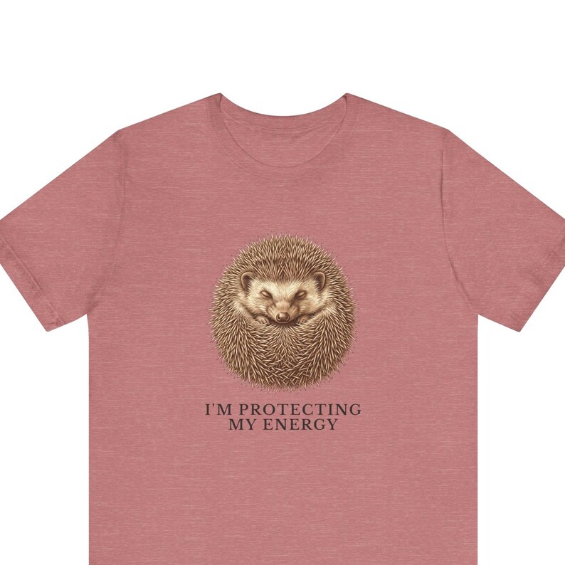 Protecting My Energy Hedgehog T-Shirt Bild 1
