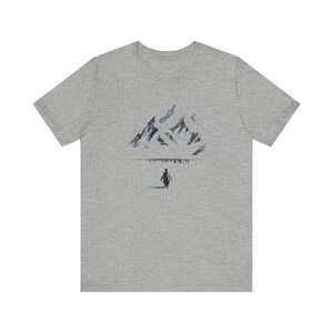 One Penguin One Purpose Graphic Tee - Antarctic Wildlife Gift zdjęcie 5
