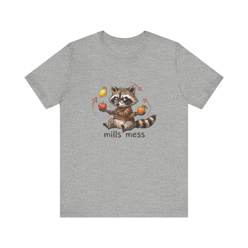 Mills Mess Raccoon Juggler Graphic Tee - Funny Juggling Animal Gift Bild 9