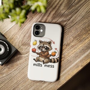 Funda para teléfono Mills Mess Mapache Malabarista - Divertido regalo de animal malabarista imagen 6