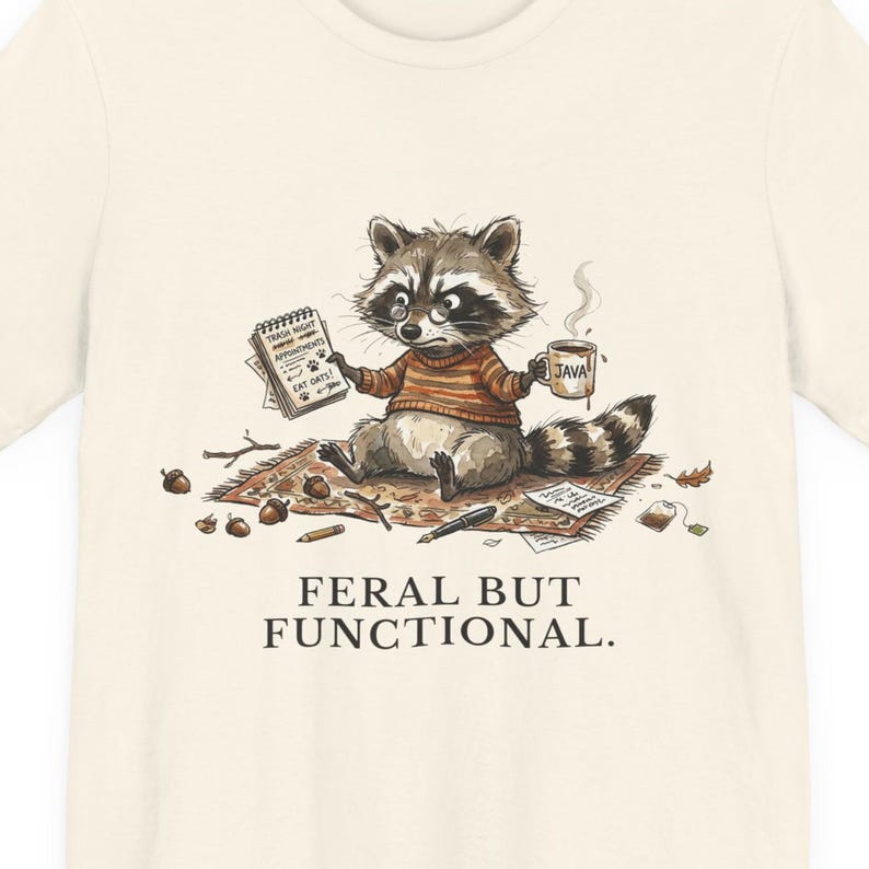 Feral But Functional Graphic Tee - Funny Raccoon Burnout Gift afbeelding 1