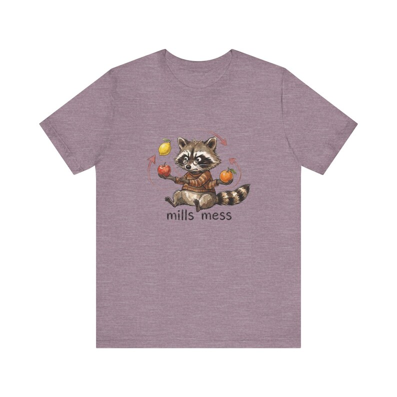 Mills Mess Raccoon Juggler Graphic Tee - Funny Juggling Animal Gift Bild 12