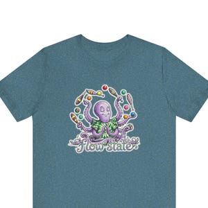 Camiseta con estampado de pulpo meditativo haciendo malabares - Regalo para cefalópodos en estado de flujo imagen 1