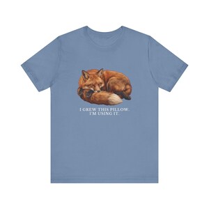 I Grew This Pillow Shirt, Funny Red Fox Tee, Sleepy Nap Lover Gift, Cottagecore Animal Graphic T-Shirt, Cute Fox bild 14