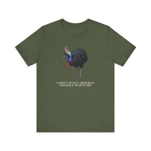 Trouble Finds Me First Shirt, Funny Cassowary Tee, Dangerous Bird Gift, Australian Wildlife Graphic T-Shirt, Bird Nerd afbeelding 11