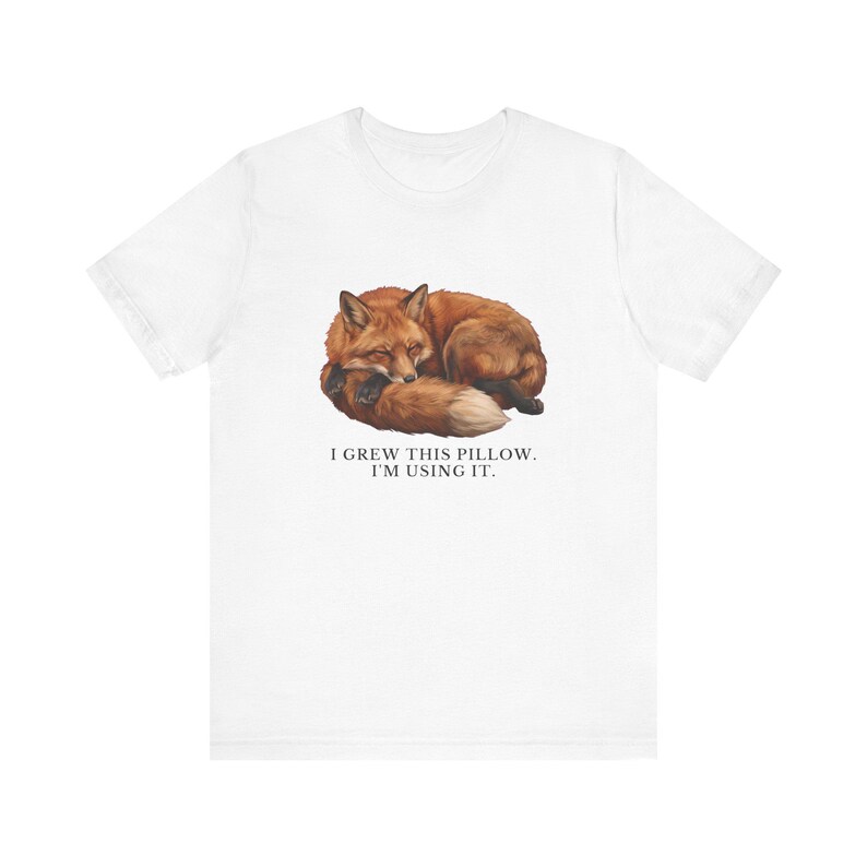 I Grew This Pillow Shirt, Funny Red Fox Tee, Sleepy Nap Lover Gift, Cottagecore Animal Graphic T-Shirt, Cute Fox bild 4