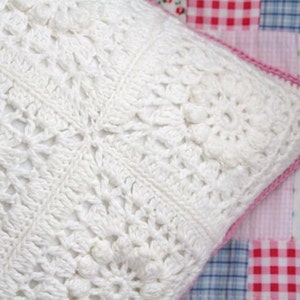PDF Crochet Pattern - Popcorn & Lace Square Pillow - US and UK terms - crochet cushion, crochet pillow, crochet square
