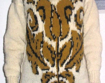 Jersey unisex de jacquard con cuello noruego en lana.