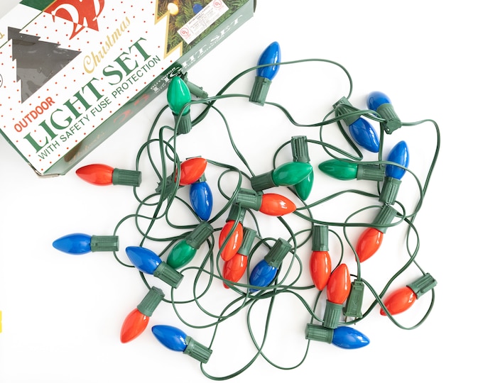 Vintage Outdoor Christmas Light Set | String of 25 C9 Bulbs