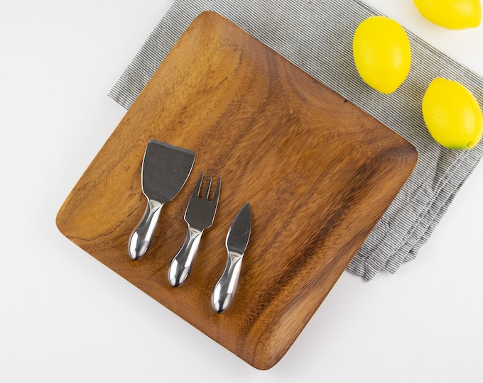 Vintage Wood Tray | Monkey Pod Wood Square Plate 11"