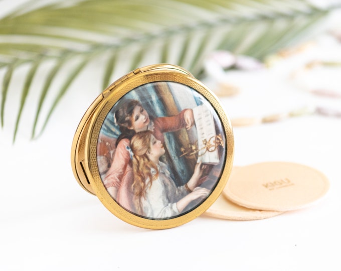 Kigu Loose Powder Compact | Renoir's "Two Young Girls at the Piano"