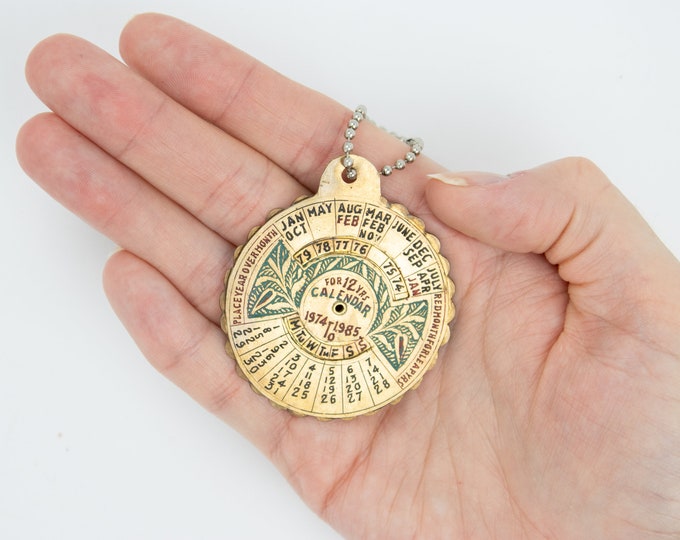 Vintage Perpetual Calendar Keychain