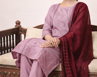 Silk Blend Thread Work Readymade Salwar Kurti Set - Pink