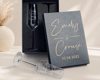 Personalized Champagne Flutes Set of 2, Engraved Mr&Mrs Wedding Toasting Glasses, His Hers Bride Groom Couple Gift Box,Engraved Wedding Gift