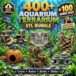 以下が含まれることがあります： 400種類以上の水槽・テラリウム用STLファイルと100種類のボーナスファイルを含むデジタルダウンロードバンドル。画像には、石の遺跡、カボチャの洞窟、木の根、岩の隠れ家など、3Dプリント可能な様々な装飾品が水中シーンで描かれています。