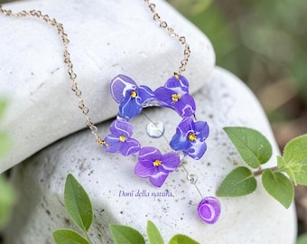 Collana Botanica con Fiori Veri in Resina - Ciondolo Artigianale con Fiori Pressati e Foglia Oro - Regalo Unico per Lei