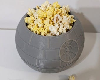 Uchwyt na popcorn inspirowany Gwiazdą Śmierci