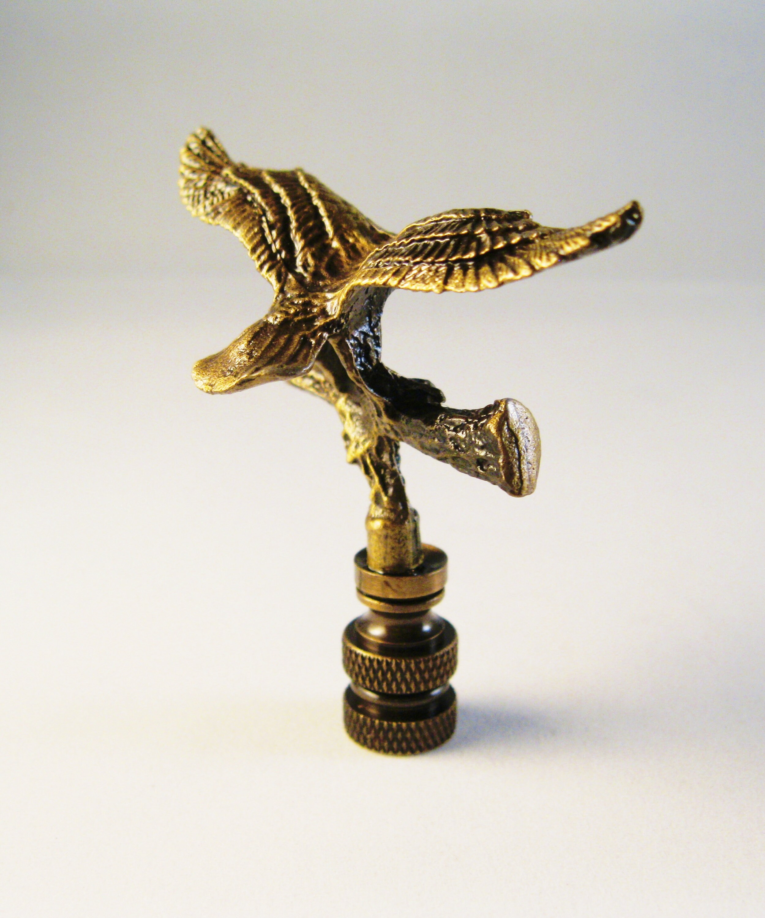 Highly detailed casting Lamp Finial-EAGLE IN FLIGHT-Burnished Brass Finish FS 