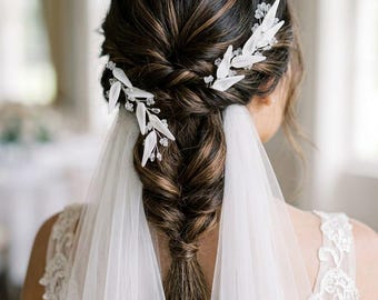 White Leaf Hair Pin Set
