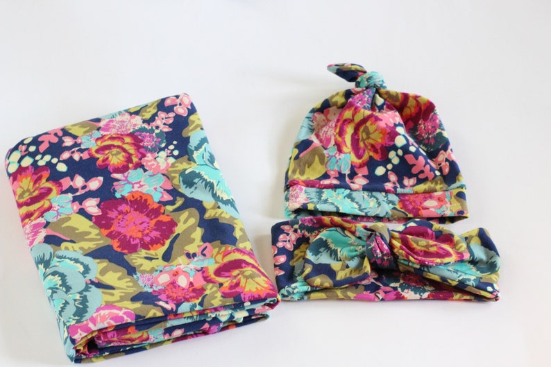 4-PACK SWADDLE & HEADBAND SETS (Navy Floral) main image 0