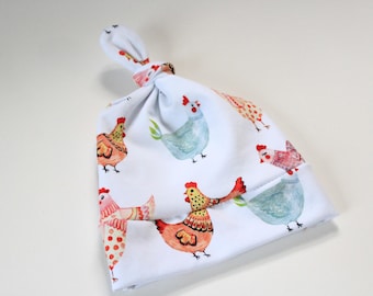 Gorro de bebé con estampado de gallina en acuarela / Gorro para bebés prematuros / Gorro de gallina anudado / Anudado / Regalo para baby shower / Fotos de recién nacidos / Regalo para bebés con temática de granja / Guardería infantil con temática de granja