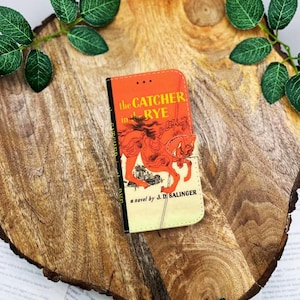 Book Phone Case, Catcher in the Rye, Literary Gift for iPhone and Samsung immagine 1