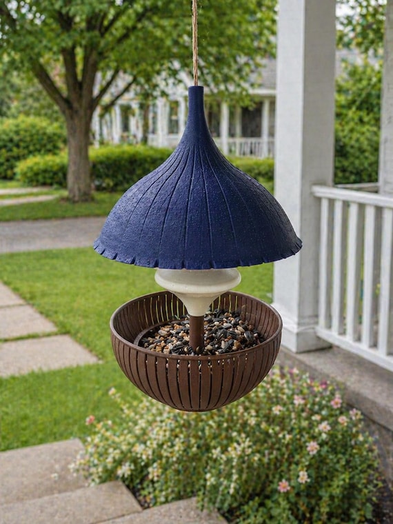 Modern Hanging Bird Feeder, Decorative Garden Outdoor Porch Backyard Feeder