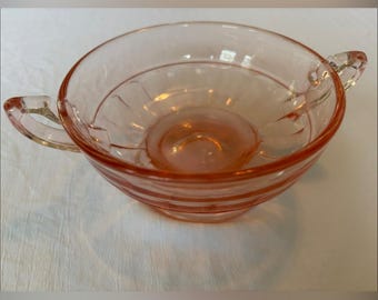 Bol de service vintage à deux anses en verre rose