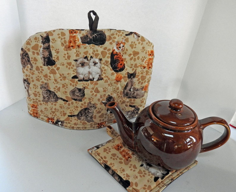 Quilted Dome Tea Cozy Lovable Kittens