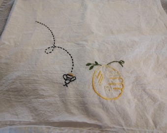 Large dish towels Bee themed