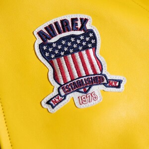 Giacca Avirex USA in vera pelle bovina gialla, giacca bomber stile college gialla, giacca cafe racer, giacca da motociclista, regalo per lui/lei immagine 5