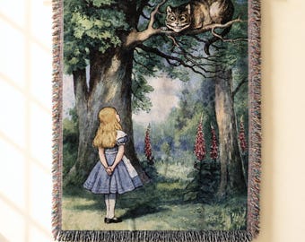 Alice in Wonderland Cheshire Cat Blanket | Whimsical Woven Tapestry