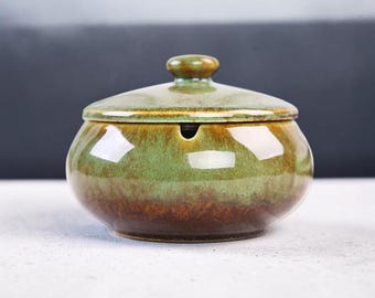 Cenicero de cerámica con tapa, resistente al viento, color azul, para cenizas de cigarrillos, para uso en interiores y exteriores, en el hogar y la oficina.