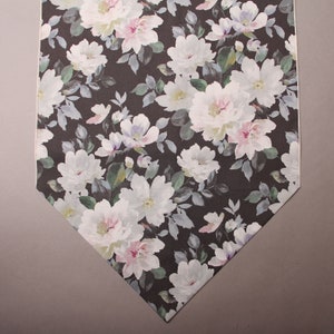 Gray and White Floral Table Runner, Primrose Table Runner, Modern Table Runner