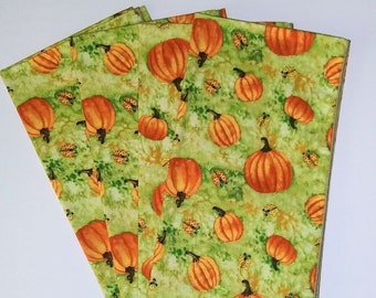 Fall Napkins, Pumpkins on Green Background, Cloth Table Napkins, Dinner Napkins, Fall Decor, Set of 4