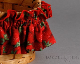 Strawberry Basket Garter