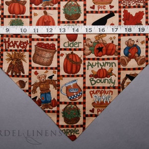 Large Pumpkin Hollow Table Runner image 3