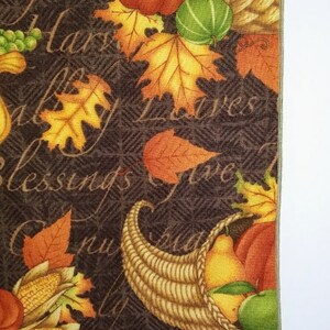 Thanksgiving Table Runner, Cornucopias Table Runner with Pumpkins, Gourds, Squash and Corn imagem 3