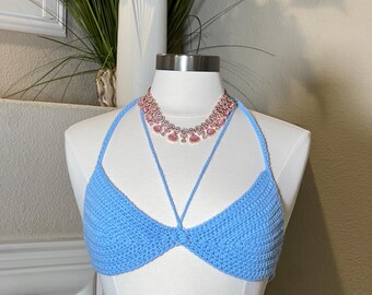 Bralette azul de crochet / Top halter de crochet hecho a mano / Top de crochet de verano para mujer / Ropa de lujo para resort