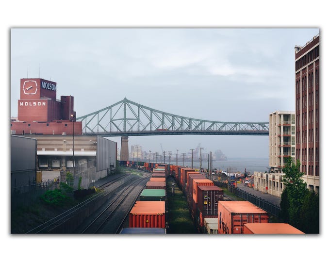 The Jacques-Cartier Bridge and the Molson brewery