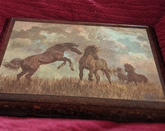 Vintage Wild Horses Art Glass Wall Hanging Glossy Acrylic Art Print Horses Wall Picture Photo