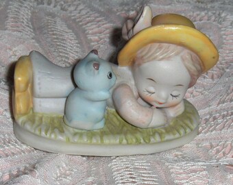 Napping Girl In Sun Bonnet With Kitten Figurine Vintage Taiwan Porcelain Bisque Girl