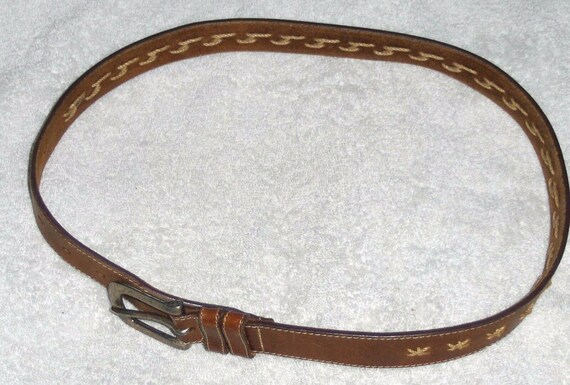 Vintage Genuine Leather Belt Brass Buckle Size 32 Unisex  display picture 1