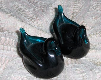 Vintage Duck Figurines Small Emerald Green Art Glass Duck Paperweights Hand Blown Ducks Birds Geese