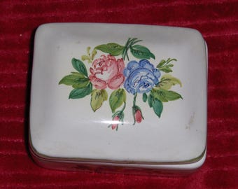 Vintage Hand Painted Ceramic Floral Trinket Box Italy Jewelry Box Italian Decorative Roses Flowers Marked 36/1