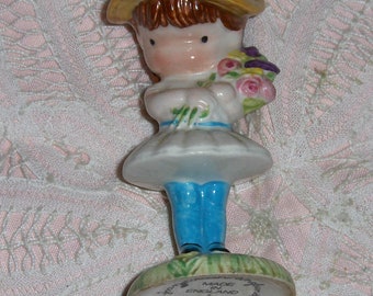 Joan Walsh Anglund Little Girl Beswick Figurine England Vintage Girl In Bonnet & Flowers