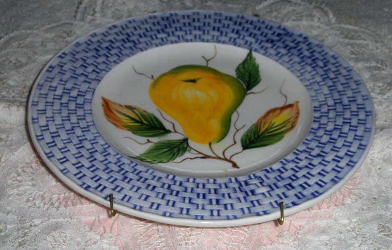 Vtg Intrada Italy Porcelain Ceramic Pear And Leaves Dish Fruit Plate Wall Hanging