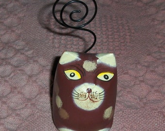 Vintage Primitive Folk Art Wooden Cat Figurine Wire Tail Message Note Holder Wooden Kitten Reminder