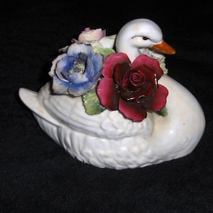 Radner England Porcelain Swan Figurine Vintage Floral Bouquet Planter Swan Bird Paperweight